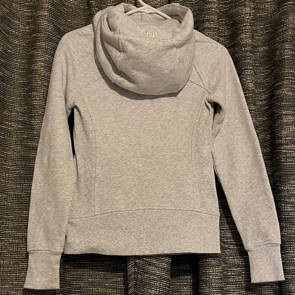 Lululemon Light Gray Zip-Up Scuba Jacket - Picture 2 of 7